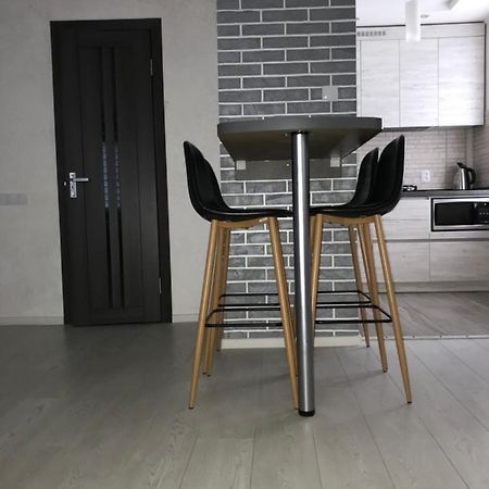 Апартаменти Studio Loft style Чернихив Екстериор снимка
