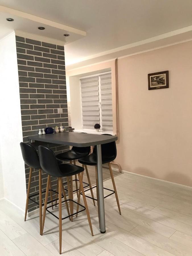 Апартаменти Studio Loft style Чернихив Екстериор снимка